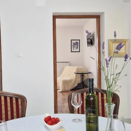 Sunce 2 Vrbnik (Primorje-Gorski Kotar)